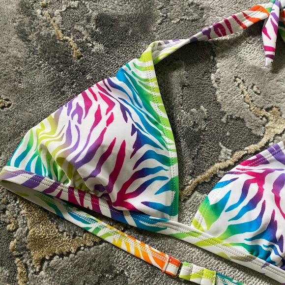 New Swim Top - Picture 3 of 5